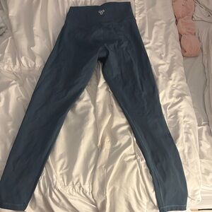 Aritzia TNA Butter blue/grey leggings
